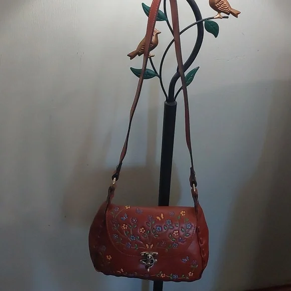 Patricia Nash Floral Bag And Matching Wallet Set - Picture 2 of 10